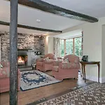 The Vicarage בית נופש